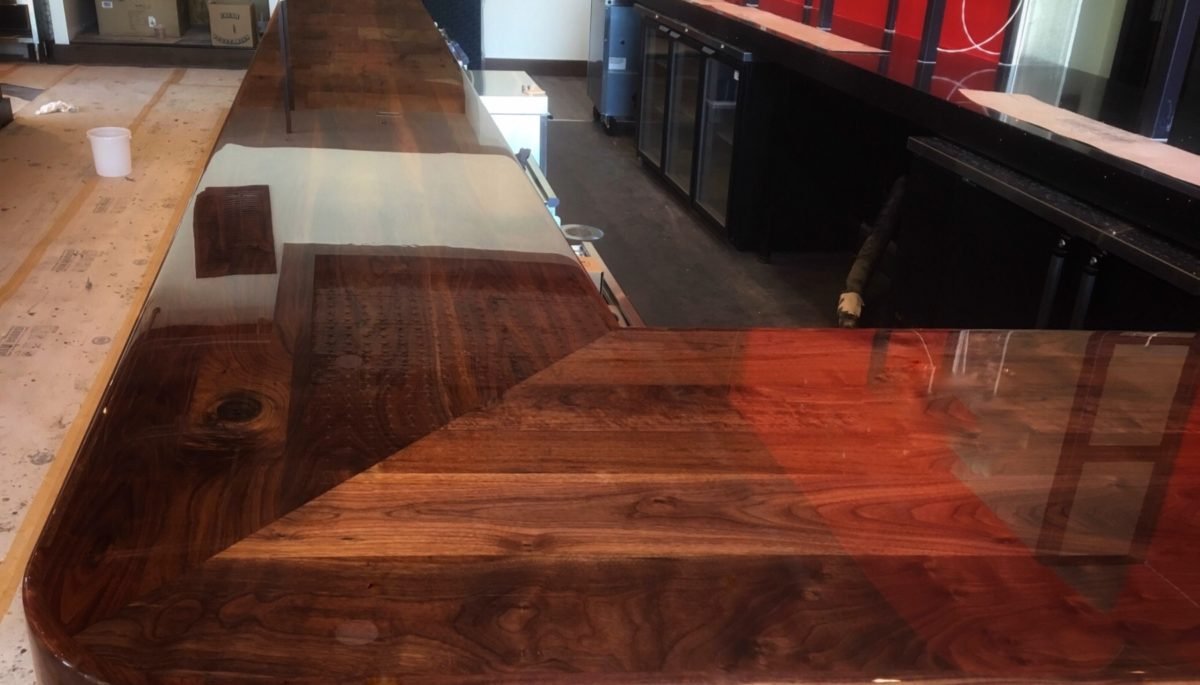 commercial high-gloss walnut restaurant bar top