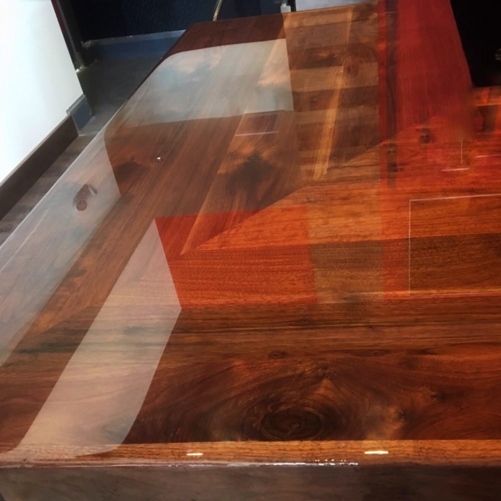 commercial high-gloss walnut restaurant bar top