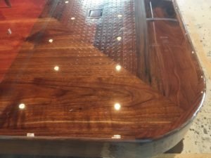 commercial high-gloss walnut restaurant bar top