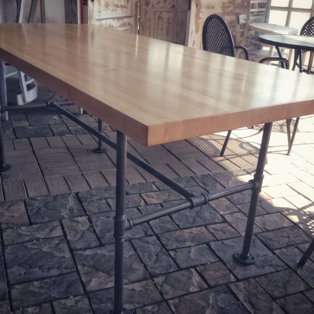 maple outdoor restaurant dining table